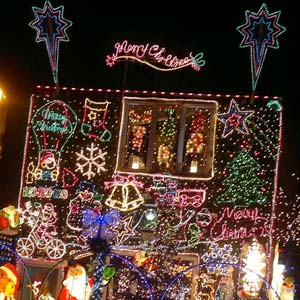 North View Christmas Display is a musical, computer controlled, Christmas Light display on a house in Bolsover (Postcode - S44 6JE)