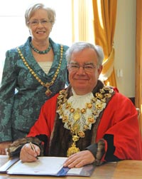 The Mayor And Mayoress at Chesterfield.