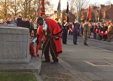 The Mayor of Chesterfield, Cllr Alexis Diouf lays a wreath at the War Memorial on Rose Hill