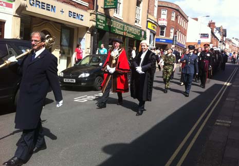 The new mayor of Chesterfield's parade bought the town to a standstill