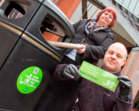 Talking bins, which have been proven to reduce litter levels, are coming to Chesterfield to show some love to people who drop their rubbish in the bin.