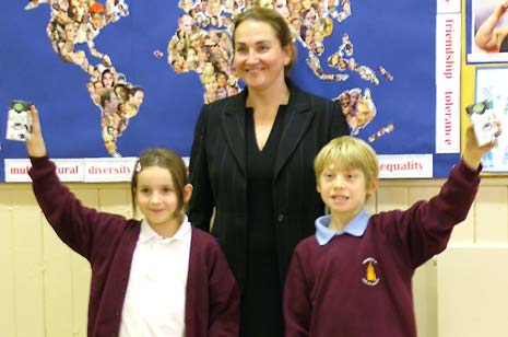 Natascha Engel MP with Joshua Smith and Phoebe Turner both aged 8 celebrating World School Milk Day at Dronfield Junior School