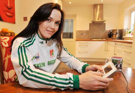Olympic gold medal winner Victoria Pendleton, with an energy-saving EcoManager, is backing the Pod’s Switch Off Fortnight campaign 