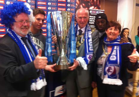 the Johnstone's Paint Trophy final, the trophy itself paid an advance visit to Chesterfield yesterday