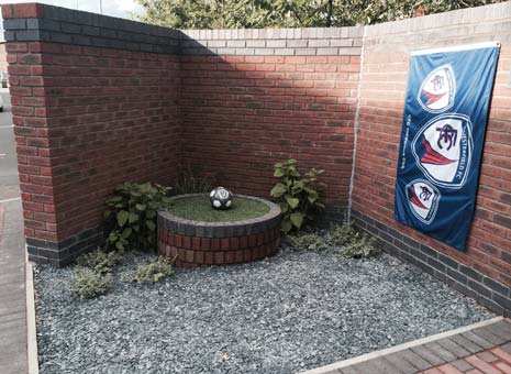 It was perhaps fitting that, the weekend immediately prior to today's 100th anniversary of the beginning of World War I, Chesterfield FC's Memorial Garden would be see its first memorials unveiled