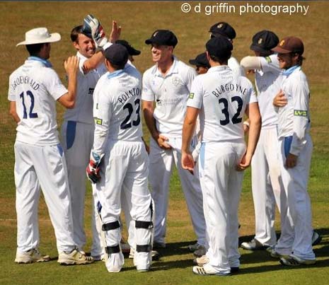 Derbyshire claimed two late wickets - including one with the final ball of the day - to stall the Somerset fightback and keep the match in the balance after Day Two at Taunton. 