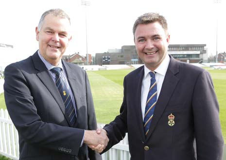 Geoff Miller OBE (left) with Derbyshire CCC Chairman, Chris Grant.