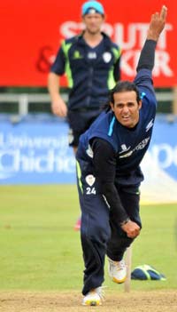 Naved, who has played before in this form of the game with both Sussex and Yorkshire, is a handy death bowler who can knock a fair amount of quick-fire runs.