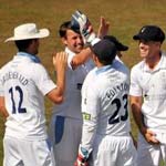 Late Wickets Leave Somerset Match Finely Poised For Day 3
